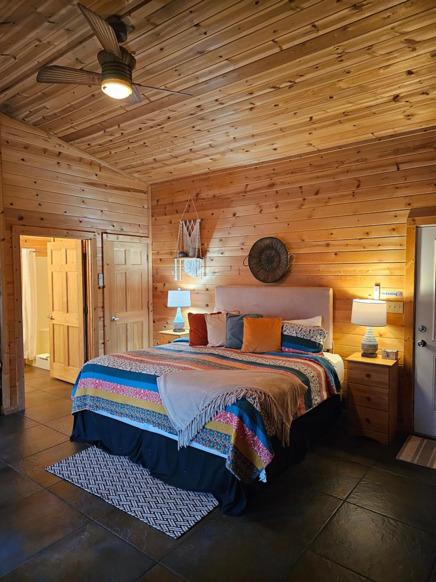 5 Min To Beaver Lake-King Bed-Fire Pit-Jetted Tub #4 Eureka Springs Bagian luar foto